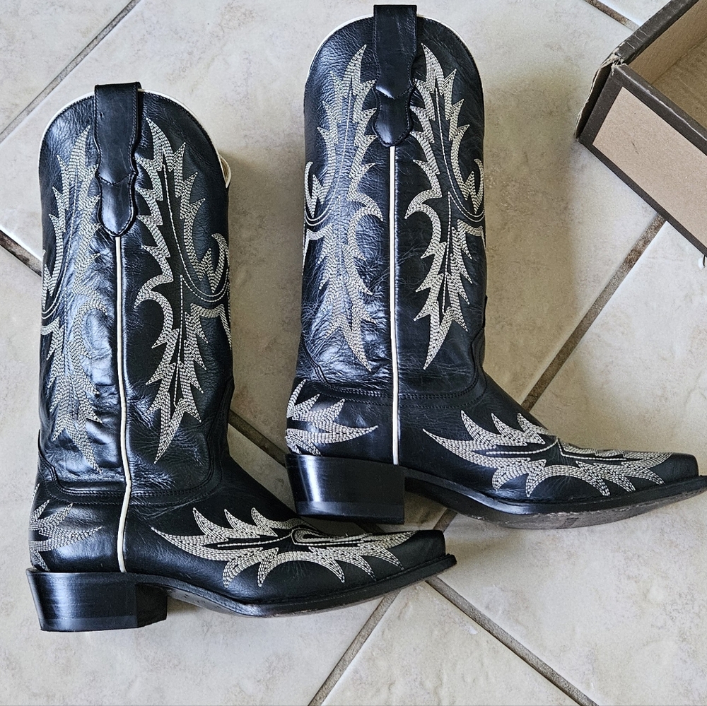 Stetson Black and Silver Women's Cowboy Boots